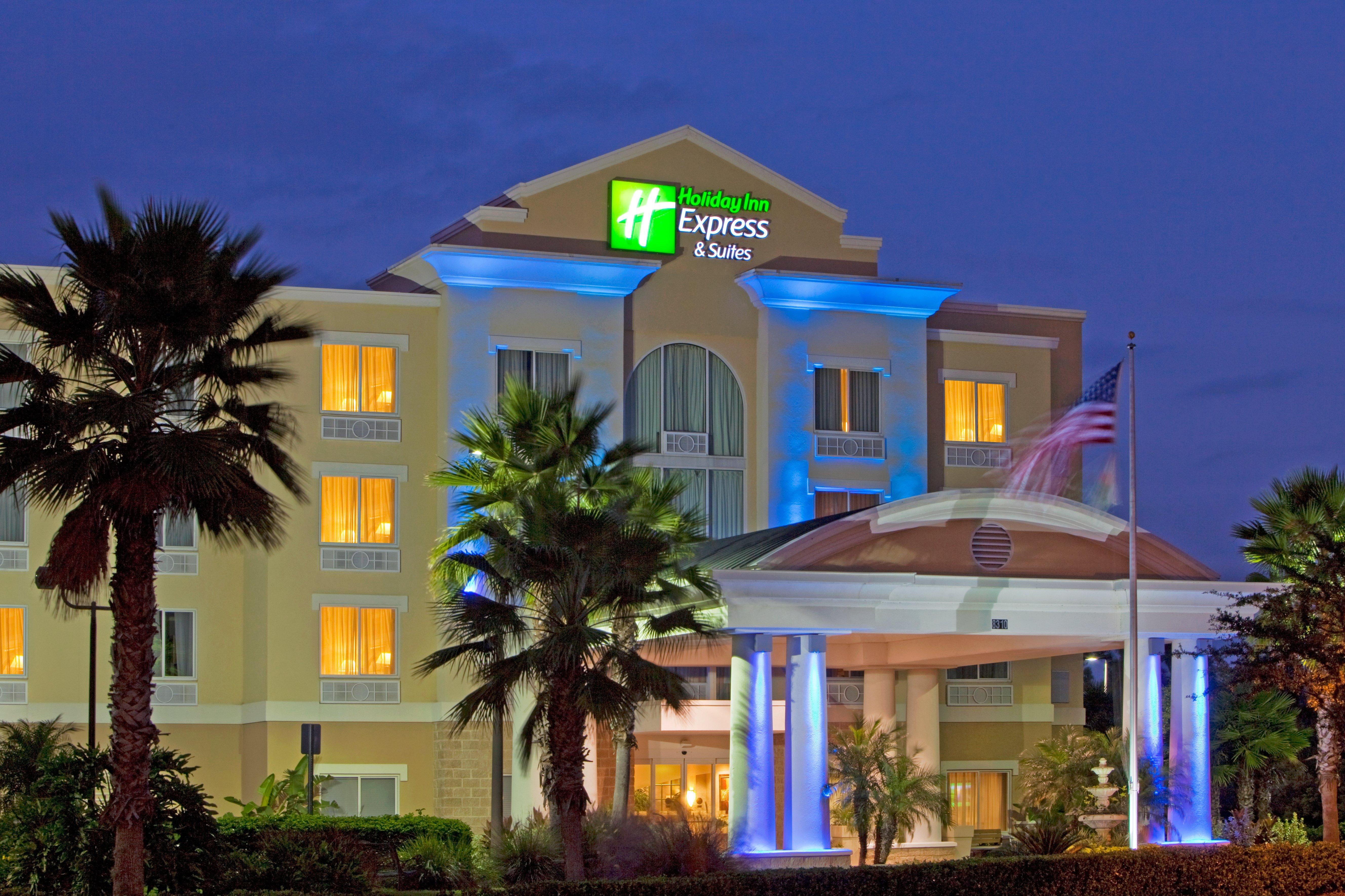 Holiday Inn Express And Suites Tampa I-75 At Bruce B. Downs By Ihg Екстер'єр фото