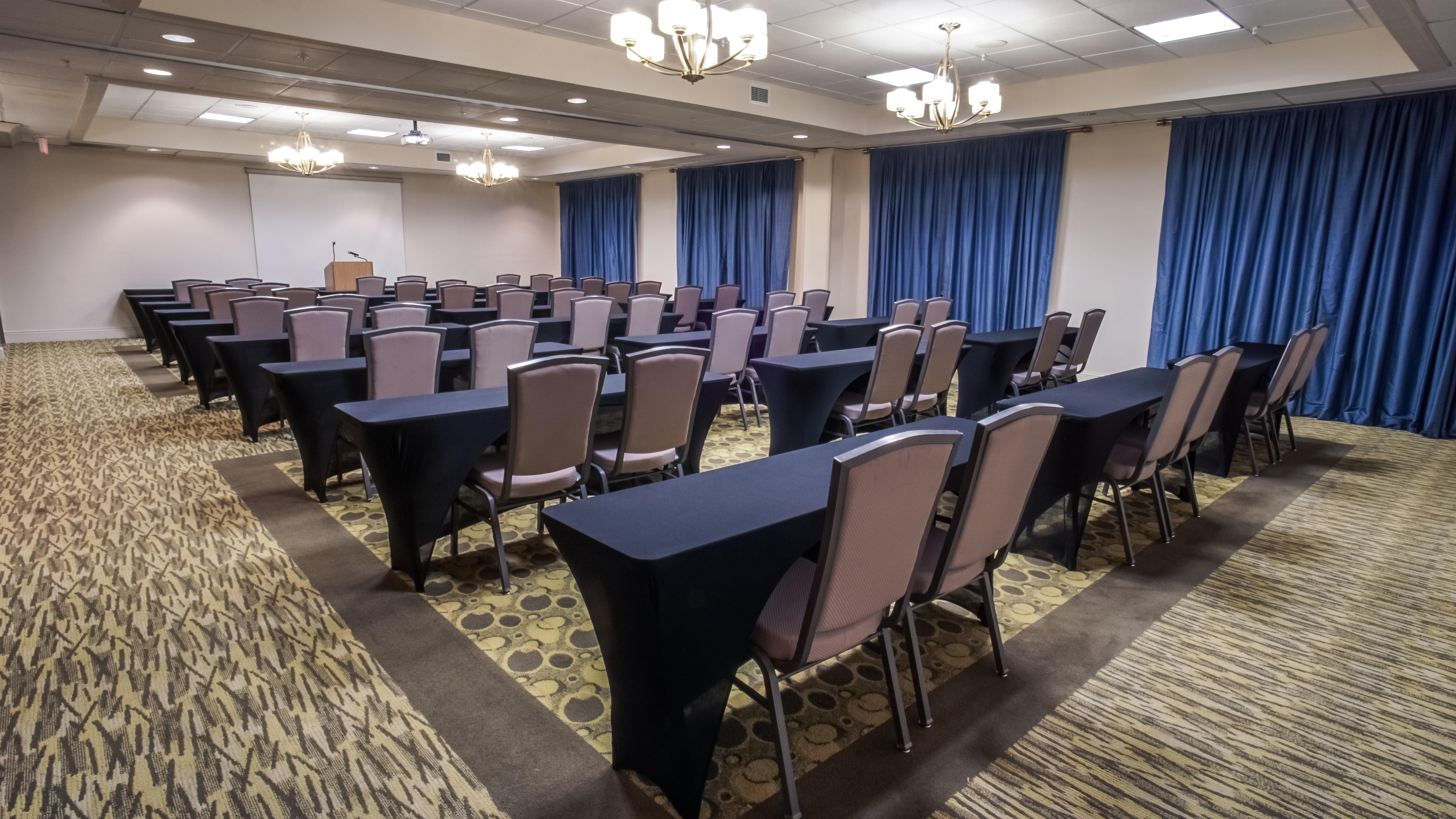Holiday Inn Express And Suites Tampa I-75 At Bruce B. Downs By Ihg Екстер'єр фото